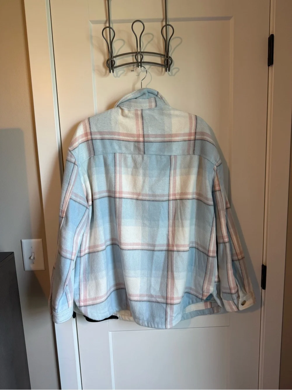 Light Blue Plaid Button-Front Shacket Jacket - Picture 4 of 4
